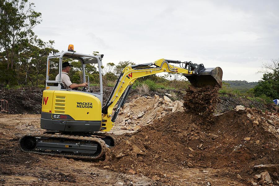 Minipelle 2.5 t WACKER NEUSON canopy