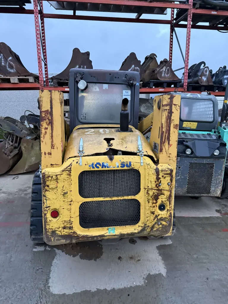 Chargeur Komatsu CK20 (3).webp