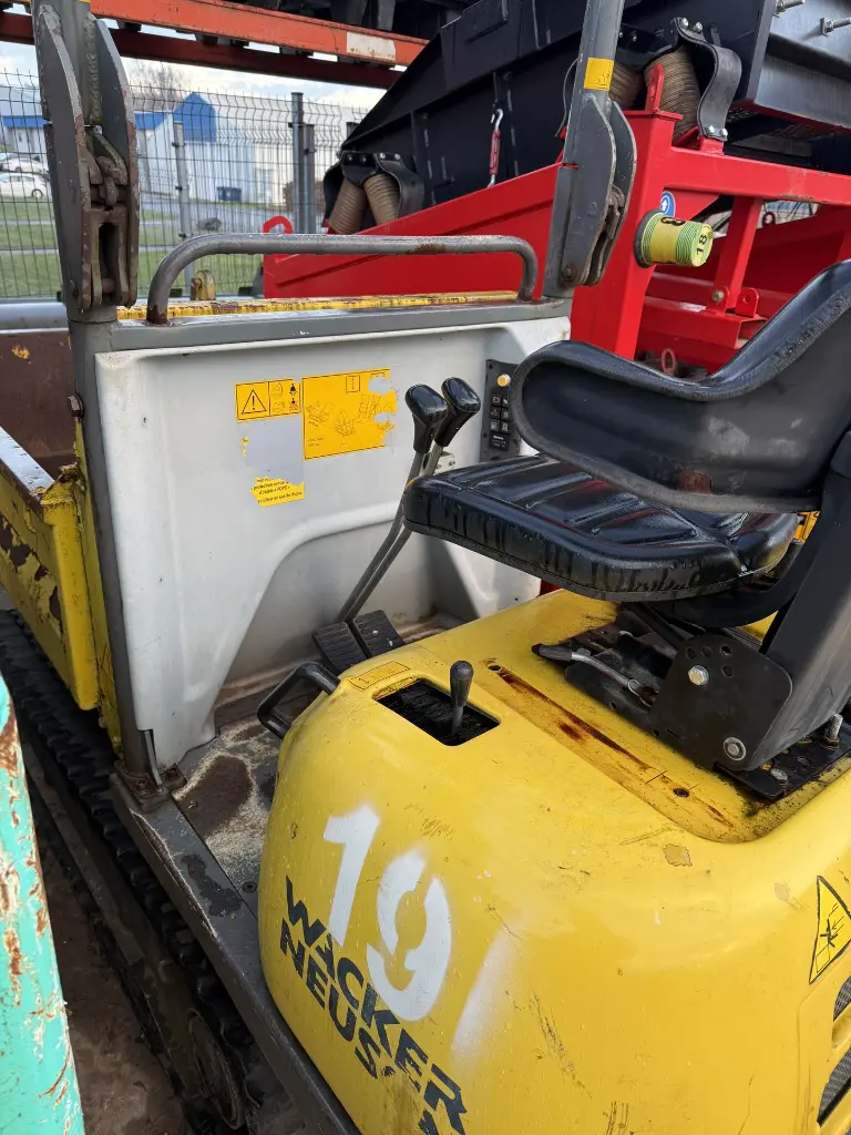 Dumper wacker chenille td 15 (4).webp