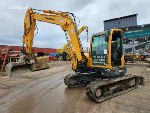 Minipelle 8.3 t HYUNDAI