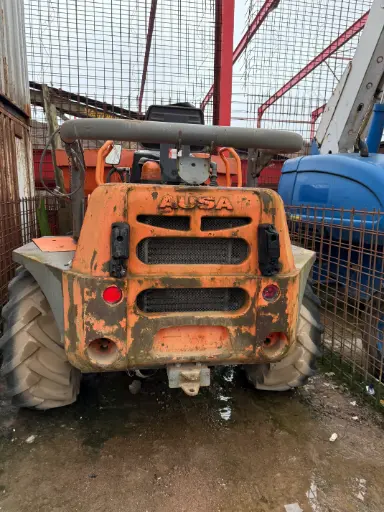 Dumper à pneus 6 t AUSA